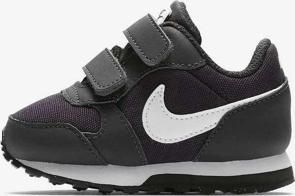 nike con gli strappi